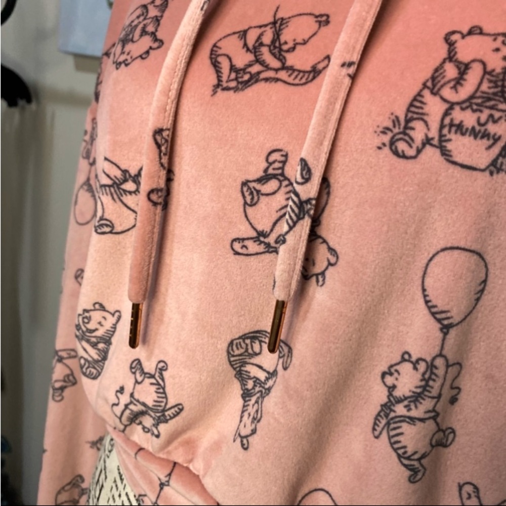 801 Disney Winnie the Pooh x Primark Cares Velour Pink Plush Fleece Crop Hoodie - Picture 10 of 11